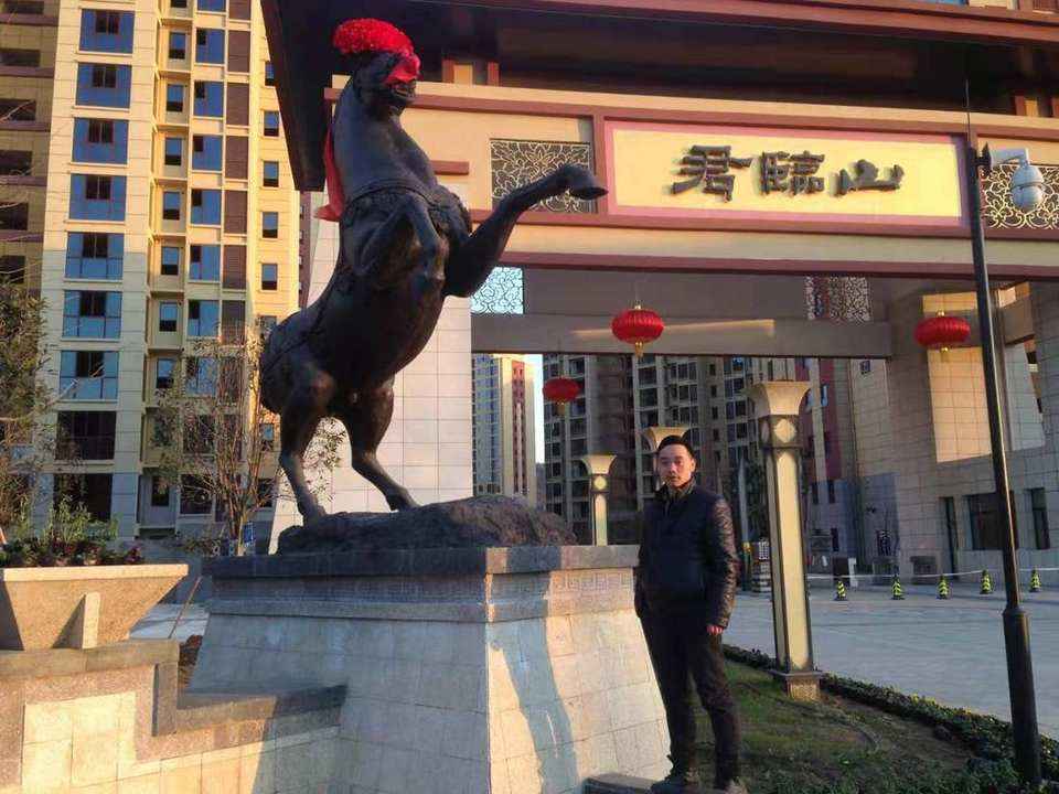 江毅-大洋艺术雕塑专家顾问相关图片